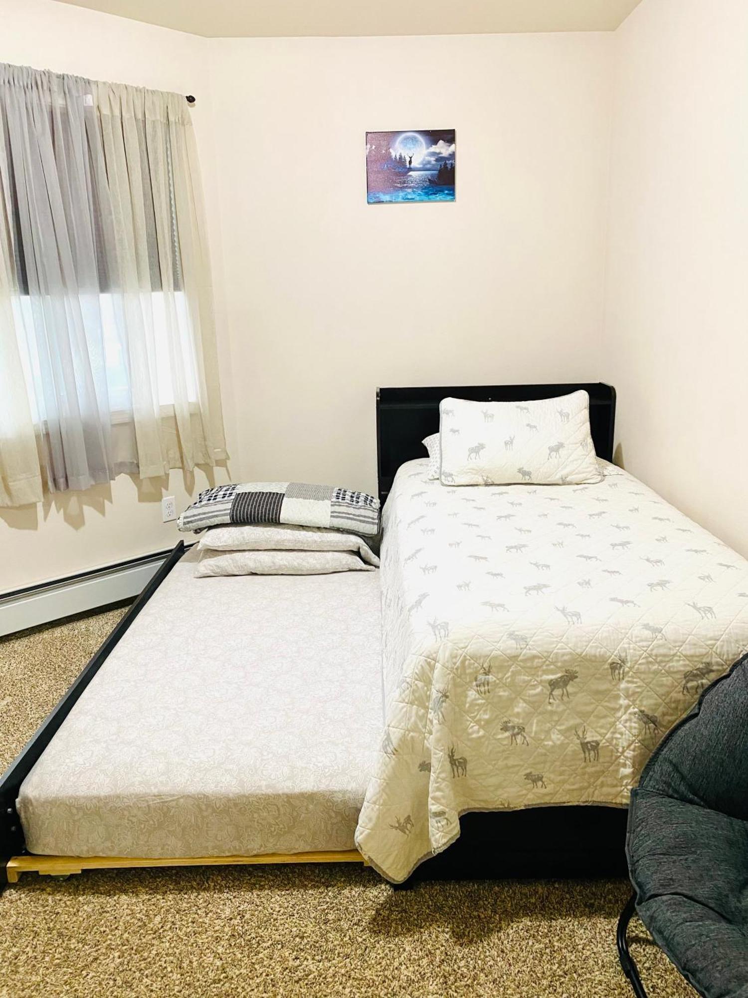 Beautiful 2 Bedroom 1 Bath Apartment With Private Garage Anchorage Kültér fotó